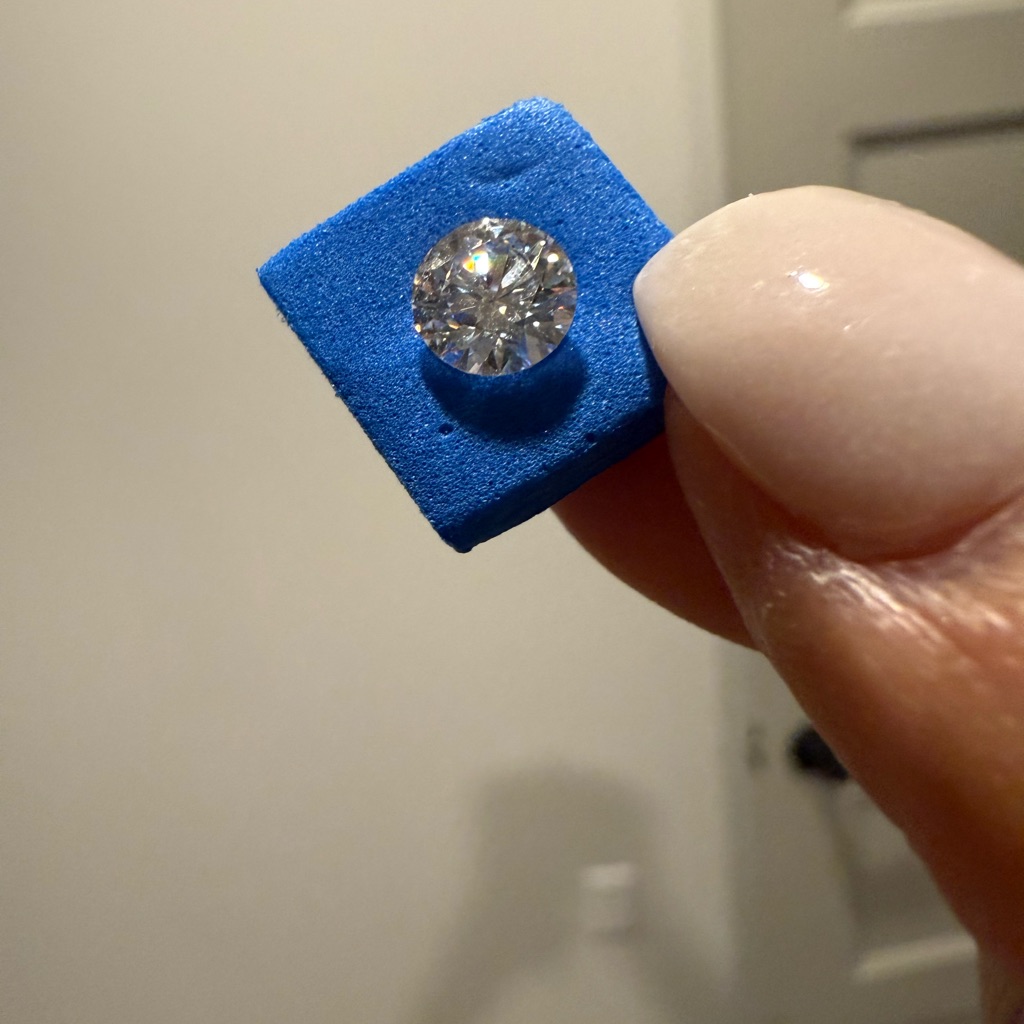 104 Round Lab Diamond